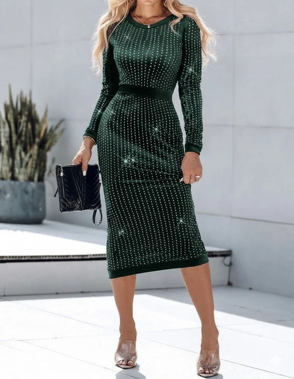 Kadın Uzun Kollu Bisiklet Yaka Taşlı Midi Kadife Elbise